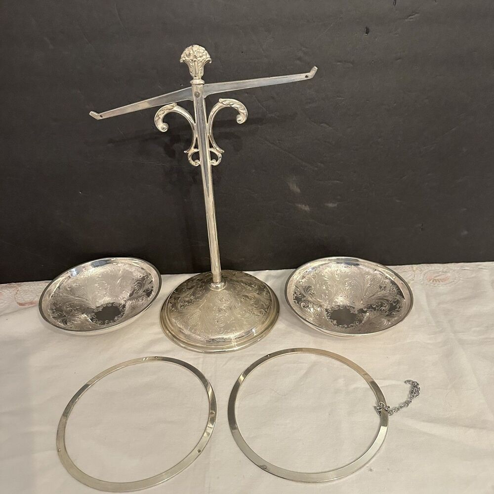 VNTG International Silver Law Scales of Justice Silverplated Hanging Balanced